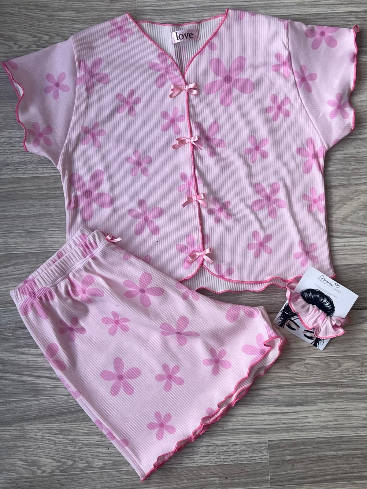 SHORT MANGA ROSA FLORES