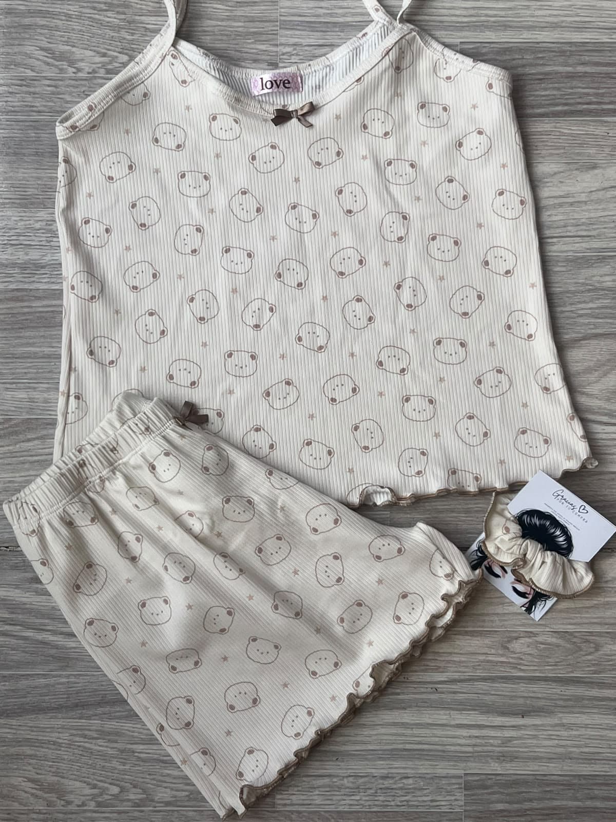 SHORT TIRA CAMISA LARGA OSOS