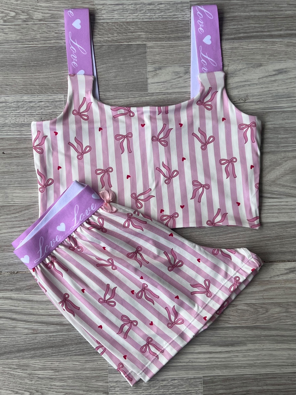 PRETTY LOVE SHORT RAYAS ROSA Y MOÑOS