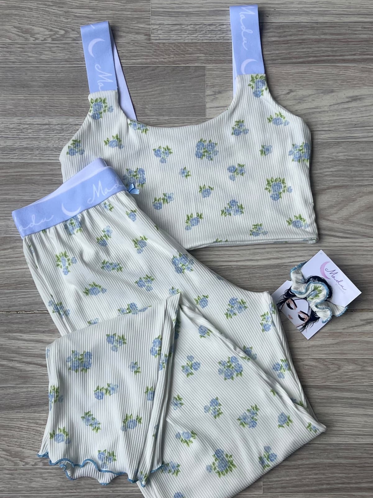 PRETTY LOVE PANTALON BLANCO FLORES CELESTES
