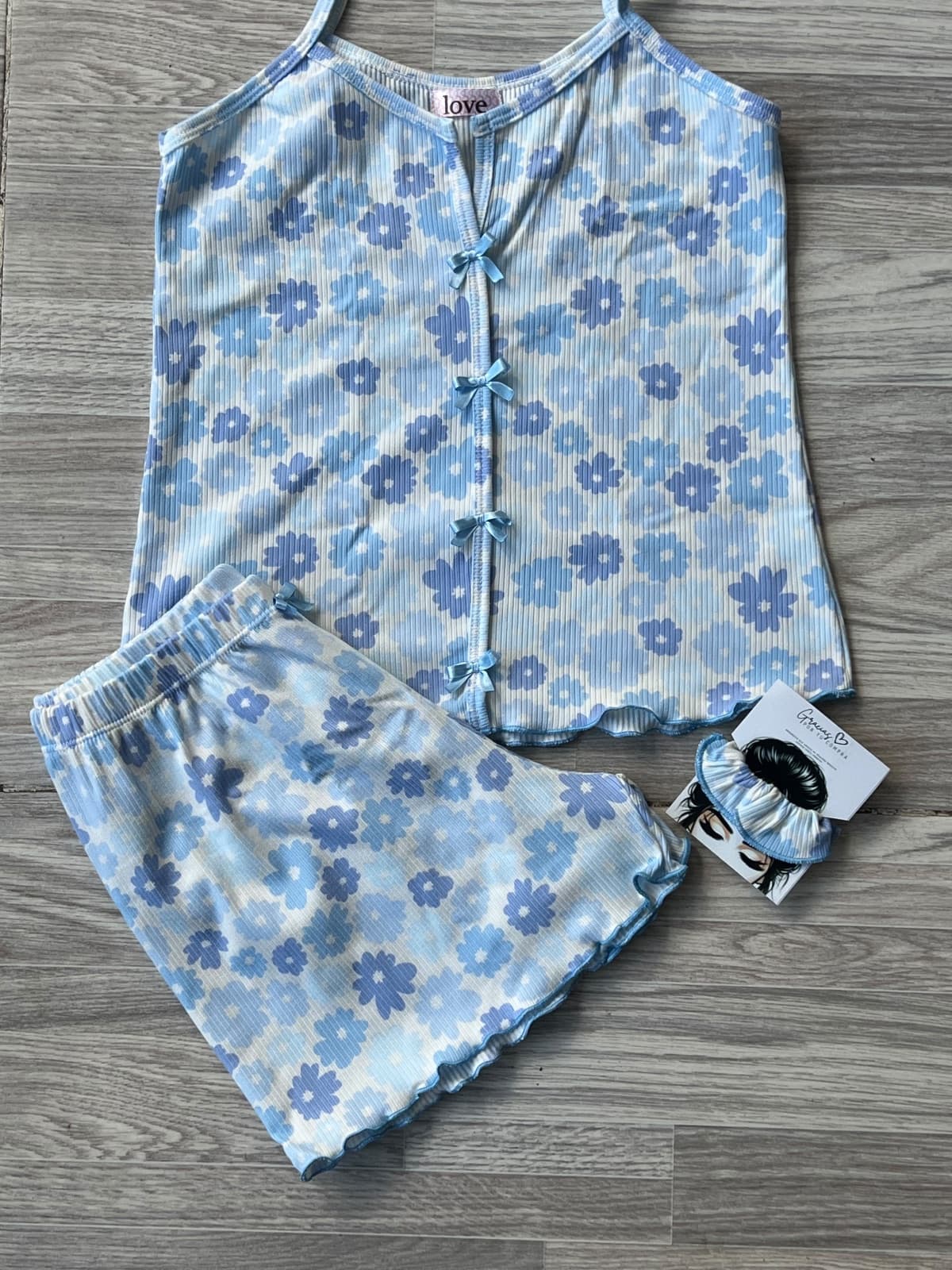 SHORT TIRAS LARGA FLORES AZULES